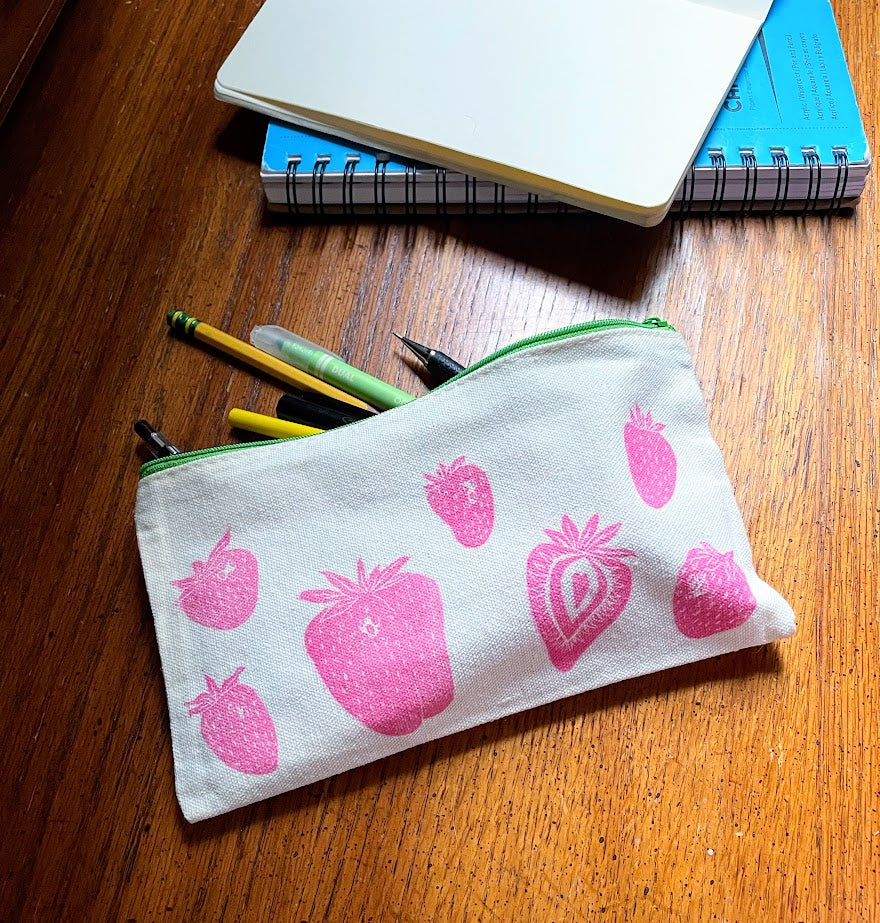 Strawberries Small Zipper Pouch